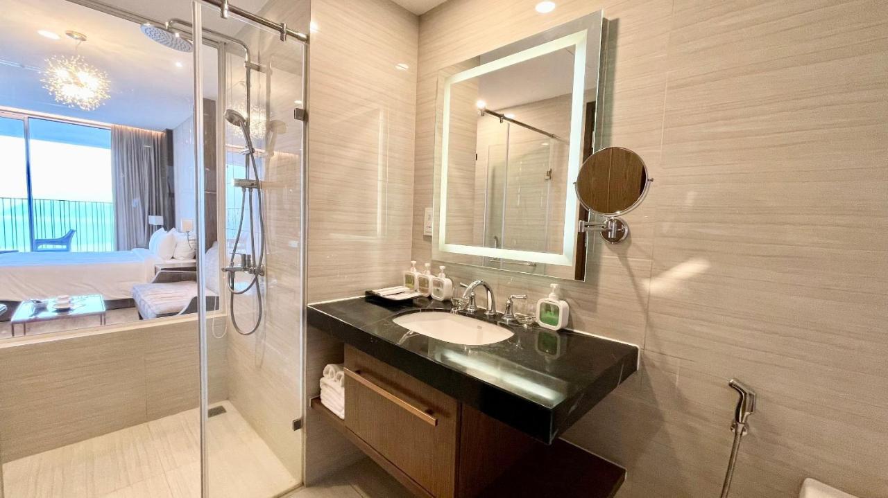 Panorama Luxury Sea View Apartment Nha Trang Exteriör bild